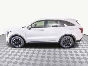 Kia Sorento S FWD 2024 USADO EN BUEN ESTADO - Product Image 3