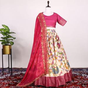 คอลเลกชัน kalamkari lehenga สำหรับเทศกาลและงานแต่งงาน fabzone - Product Image 4