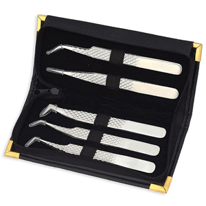 Pinzas Profesionales Premium de Acero Inoxidable Antimagnéticas para Extensiones de Pestañas Kaamir Instruments, 10 mm de Longitud, Agarre Suave - Product Image 1