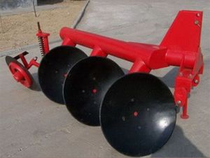 Tractor Disc Plow with Core Pump Components - Product Image 2