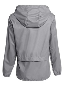 Chaquetas de mujer con logotipo personalizado, cortavientos de manga larga con capucha y cordón ajustable, chaqueta transpirable de verano y otoño - Product Image 5