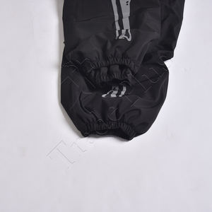 Pantalones de nieve impermeables holgados con estampado de esqueleto negro de nuevo diseño de moda con cintura con cordón y puños elásticos - Product Image 6