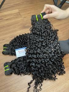 สั่งตรงหนังกําพร้าต่อผมมนุษย์ Pixie ไอน้ําผมหยิกรวมกลุ่มในราคาขายส่งผมเวียดนาม - Product Image 3