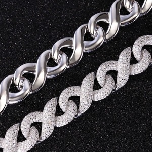 Cadena de Eslabones Cubanos de Plata de Ley 925 con Baño de Oro de 14K y 18K, con Moissanita y Diamantes Baguette, Estilo Hip Hop Premium para Hombre - Product Image 4