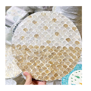 Plateaux en rotin nacre personnalisables, motifs vintage uniques, fabriqués à la main de manière éthique, lot de 2 et 3 - Product Image 3