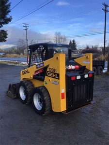 Chargeuse compacte sur pneus GEHL R105, diesel, 75 kW, couple de charge élevé - Product Image 1
