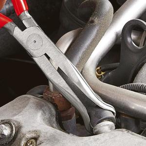 คีมสำหรับช่างยนต์ของ Knipex สีดำเคลือบอะทราเมนต์ พร้อมหัวขัดเงาและด้ามจับเคลือบพลาสติกสำหรับจับหัวเทียน - Product Image 2