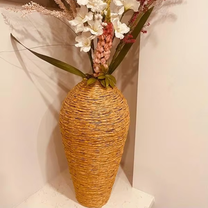 Vase en jacinthe d'eau torsadée Fabriqué au Vietnam Matériau écologique pour la décoration de la maison et la décoration de la vaisselle En gros - Product Image 4