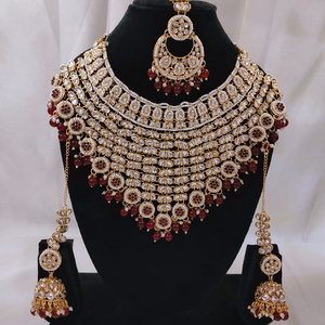 Ensemble collier Kundan et perles plaqué or Regal bijoux traditionnels artisanaux pour les mariées et les grands mariages indiens - Product Image 2