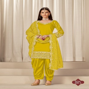 Chanderi de qualité supérieure avec broderie Costume Salwar Femme Fabricant de mode de l'Inde au taux le plus bas - Product Image 1