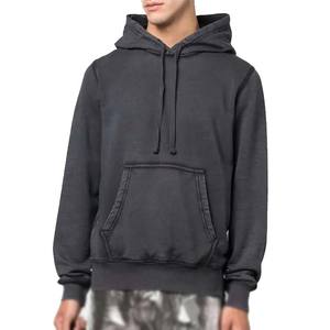 Sudadera con capucha lavada vintage de algodón y poliéster personalizada | Jersey de rizo francés de gran tamaño con acabado teñido liso para hombre - Product Image 3