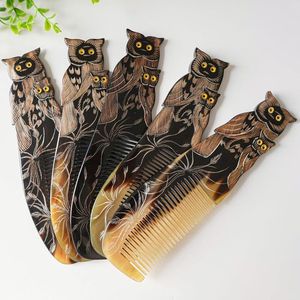 COULEURS DE CHEVEUX CORNE BUFFALO PEIGNES EN GROS Peignes en corne antistatique naturels pour les cadeaux de vacances par l'artisanat en croissant - Product Image 2