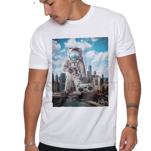 T-shirt graphique unisexe surdimensionné à motif uni, élégant, lourd, en toile de haute qualité, respirant, en polyester et coton, avec épaules tombantes - Product Image 1