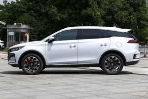 SUV hybride rechargeable de luxe 2025, 4 roues motrices, 7 places, système DM-p avec une autonomie purement électrique de 215 km, véhicule à énergie nouvelle haute performance - Product Image 3