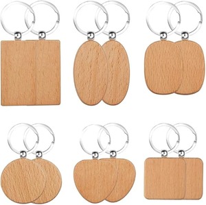 Porte-clés en bois faits à la main au design personnalisé, aspect exceptionnel, au meilleur prix, fabriqués en Inde, objets de décoration intérieure - Product Image 6