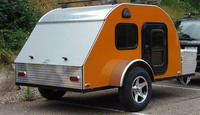 Remorque de camping compacte tout-terrain à prix d'usine, remorque de voyage en forme de larme, camping-car de camping en plein air à vendre