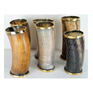 Vaso de Cuerno Vikingo Medieval Hecho a Mano con Material Orgánico Ecológico, Tacto Real, Logotipo Personalizado, Estilo Animal, Pulido Natural - Product Image 1