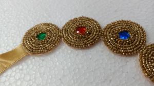 สร้อยคอลูกปัดปักด้วยมือพร้อมริบบิ้นปิดสไตล์ชาติพันธุ์สร้อยคอลูกปัดหลากสีและริบบิ้นซาติน - Product Image 5