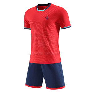 Ensemble maillot et short de football en tissu polyester à séchage rapide, adapté aux matchs de compétition et aux séances d'entraînement - Product Image 2