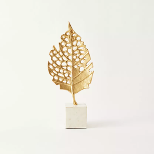 รูปปั้นใบโลหะสีทองมีรูตกแต่งสไตล์ทุกข์ฐานหินอ่อนสีขาว; มีจำหน่ายในราคาขายส่ง - Product Image 1