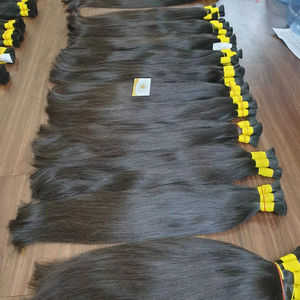 El vendedor de cabello Minh Khang en Vietnam ofrece extensiones de cabello humano a granel de color negro natural de 150kg en la lista de precios del almacén - Product Image 1