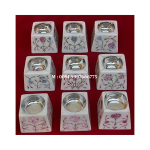 Nouvel article artisanal unique en marbre avec incrustation de nacre, brûleur à bakhoor, idéal pour la décoration intérieure et les cadeaux. - Product Image 2
