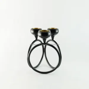 Porte-bougie moderne de luxe pour l'intérieur, porte-bougie avec gravure vintage pour les espaces de luxe, décoration intérieure par Zahid Exports - Product Image 1