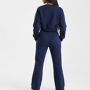 Conjunto Deportivo de Invierno para Mujer, Dos Piezas, Sudadera con Capucha y Pantalones Jogger, Alta Calidad, 100% Algodón - Product Image 6