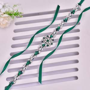 Cinturón de Novia Ajustable con Pedrería Color Marfil Bridella BS124KL - Product Image 2