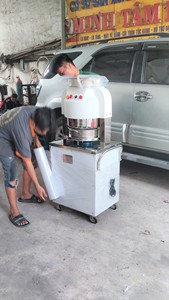 Nuevo Producto 2025, Panadería Eléctrica 720x600x1300, Nueva Condición, Vietnam, Divisora de Masa de 1.5Kw con 1 Año de Garantía - Product Image 4