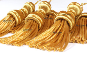 Attaches de rideaux en or français, glands métalliques de qualité supérieure, paire pour les vêtements liturgiques et l'usage décoratif - Product Image 4