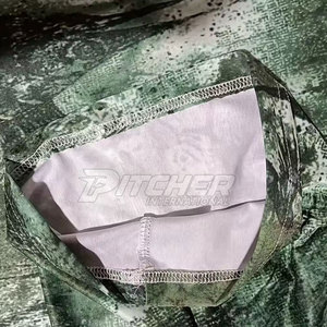 Camisa de Pesca con Capucha y Máscara Impresa Transpirable de Alta Calidad, Tejido que Absorbe la Humedad, Protección UPF 50, Diseñada para Comodidad Durante Todo el Día - Product Image 4