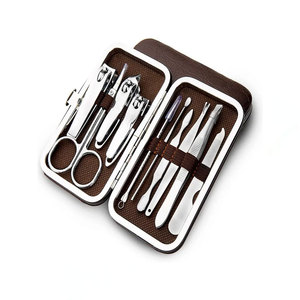 Kit de Manicura y Pedicura Manual de Acero Inoxidable de Lujo Endo Tech con Cortaúñas, Certificado CE, 5 Años de Garantía, en Caja - Product Image 1