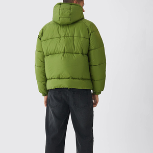 Veste d'hiver matelassée décontractée pour homme, coupe slim, couleur unie, capuche en fourrure, col montant, logo sur le devant, toile en coton rembourrée - Product Image 3