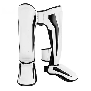 Protège-tibias de kickboxing confortables et réglables Coussinets de MMA de qualité supérieure Arts martiaux Muay Thai Karaté Taekwondo Combat Sports Training - Product Image 4