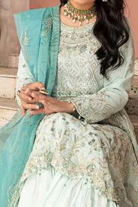 2024 fête porter femmes robes en gros OEM broderie pakistanaise robe Net soie tissu vêtements de fête robe pour adultes femmes - Product Image 5