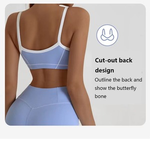 Conjunto de Yoga de 2 Piezas con Sujetador Deportivo y Pantalones Acampanados, Ligero, Elástico, Transpirable y Ecológico - Product Image 3