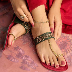 Servicio OEM, Sandalias Ligeras y Resistentes, Color Personalizado, Antideslizantes, con Suela de Cuero Natural y Forro de Terciopelo - Product Image 4