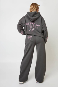 Ensemble de survêtement décontracté pour femme en charbon de bois solide, nouveau design, 2 pièces, écologique, respirant, sweat-shirt à capuche et pantalon de survêtement - Product Image 5