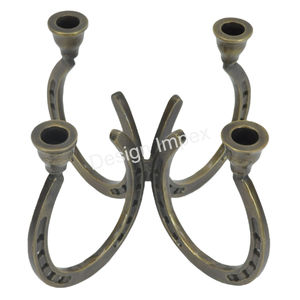 Soporte de vela de estribo de caballo con acabado antiguo de latón Portavelas ecuestre elegante de aluminio fundido Fiestas de vacaciones y Navidad - Product Image 5
