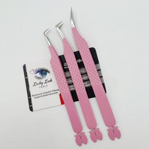 Pince à épiler pour cils Lucky Lash Tools, pointe en fibre rose, acier inoxydable, design en arc de précision, pince à épiler durable avec poignée diamantée - Product Image 3
