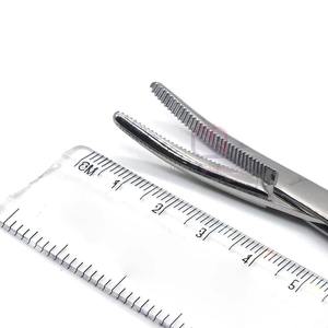 Pinzas Hemostáticas Manuales Premium de Acero Inoxidable Duradero, Pinzas Quirúrgicas con Certificación CE, Envío Rápido, Herramientas Profesionales en Stock - Product Image 5