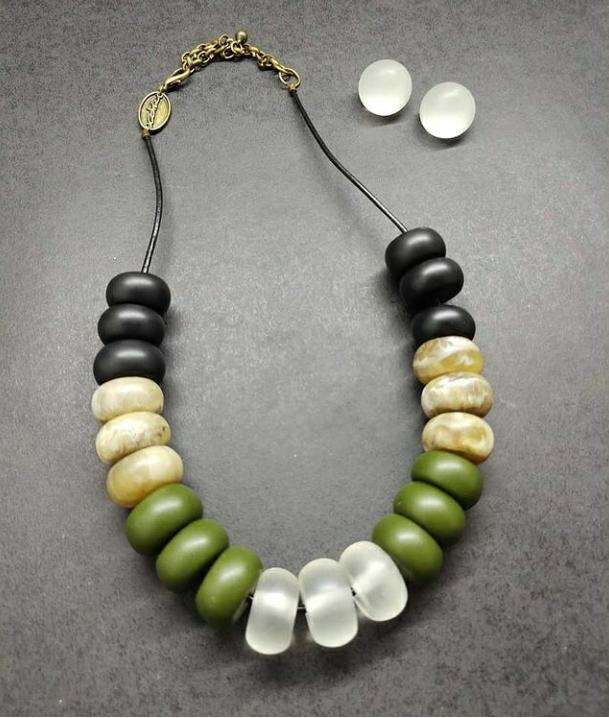 ตามที่แสดง