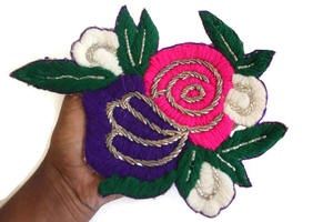 Designs tendance pour les amateurs de mode, patchs perlés personnalisables, ajoutez votre logo ou votre design pour une offre mondiale de patchs - Product Image 4