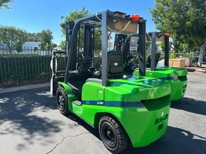 Chariot élévateur compact de 1,5 tonne, transpalette - Product Image 2