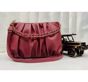 Magnifique sac à main pour femmes avec un design multicolore unique et des matériaux durables avec un grand espace de rangement - Product Image 4