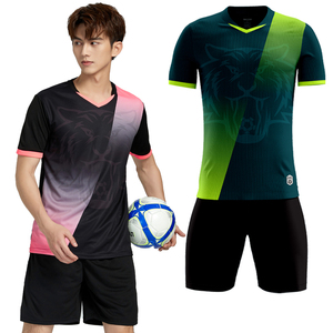 Vente en gros d'uniformes de football vierges personnalisés avec sublimation bon marché pour adulte maillot de football en polyester respirant pour hommes W061 - Product Image 3