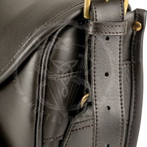Sac à cartouches en cuir véritable avec sangle de taille réglable - Product Image 5