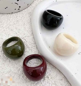 Resin Acrylic Rings Round Shape Handcrafted Love Ring Women Party Jewelry Wholesale Supply for Best Price - Product Image 6