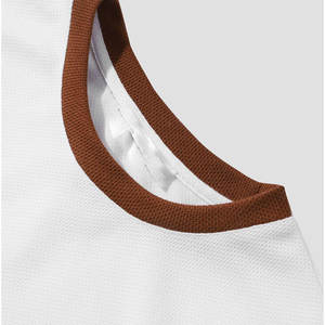 เสื้อลำลองแขนสั้นทรงสลิมฟิตสำหรับผู้ชายผ้าฝ้ายลายพื้นทำจากปากีสถาน - Product Image 3